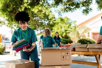 Employee Giving – Volunteer